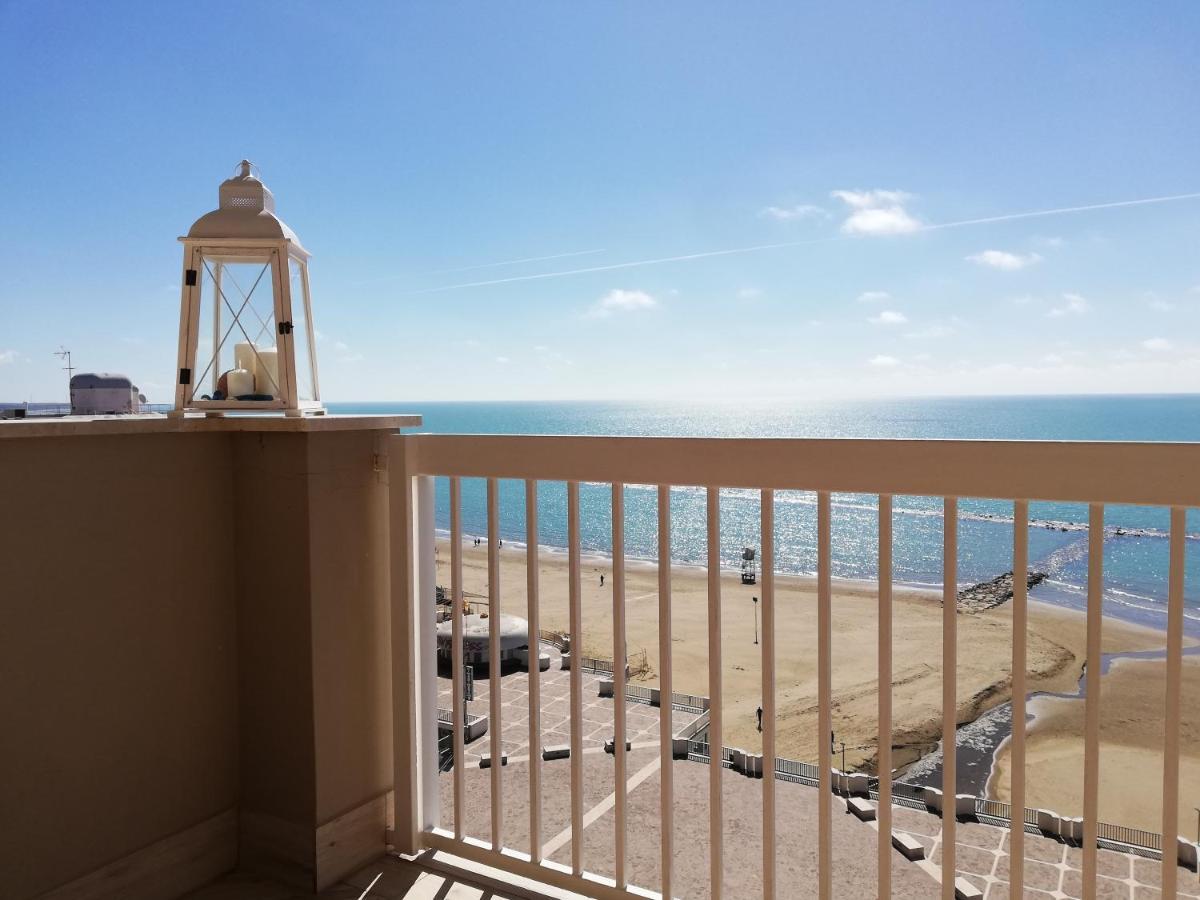 La Terrazza Sul Tirreno Apartment Nettuno Luaran gambar